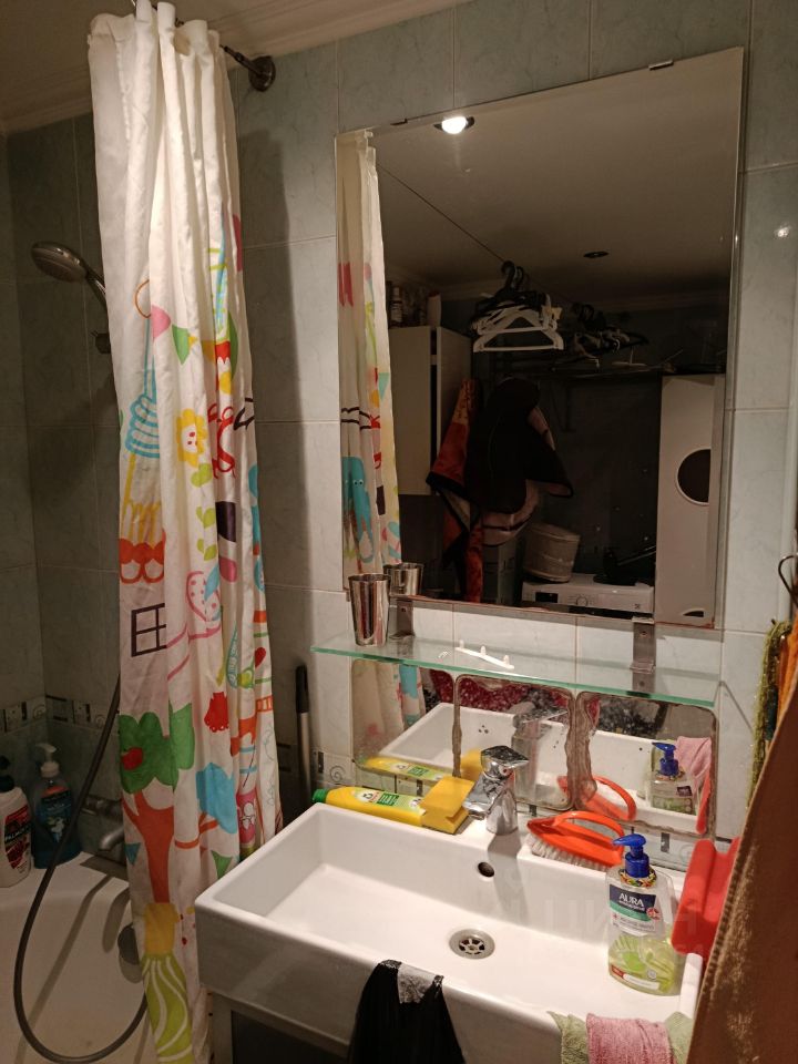 Продажа 3-комн квартиры на вторичном рынке Чертановская улица, 4