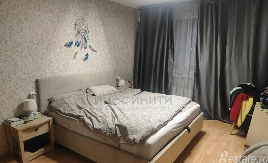 Продажа 2-комн квартиры на вторичном рынке ул Александры Монаховой,  д. 95,  к. 1