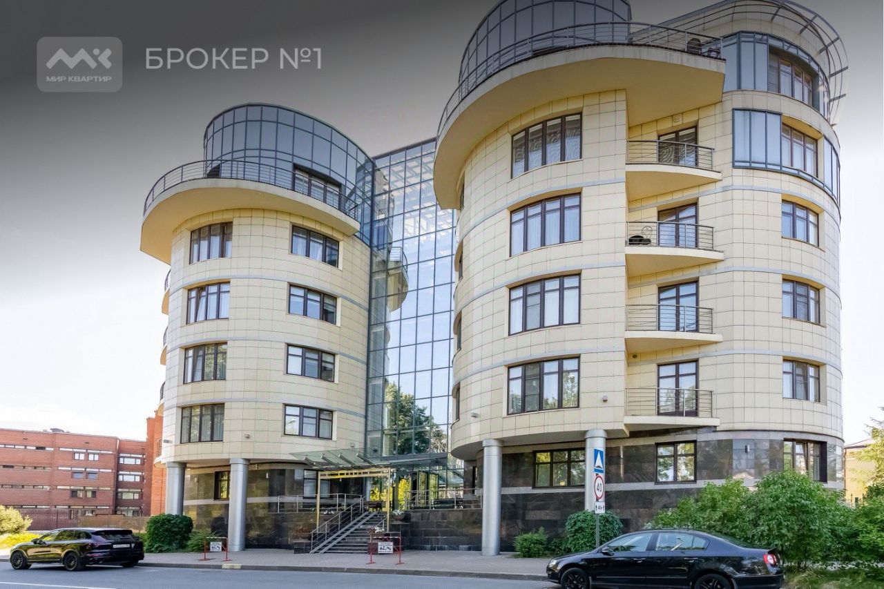 Продажа 3-комн квартиры на вторичном рынке улица Эсперова, 1