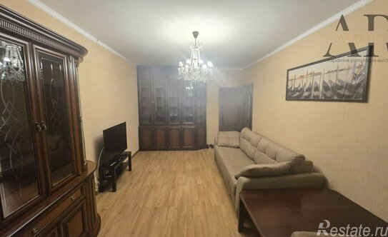 Продажа 3-комн квартиры на вторичном рынке Новочеркасский б-р,  д. 3