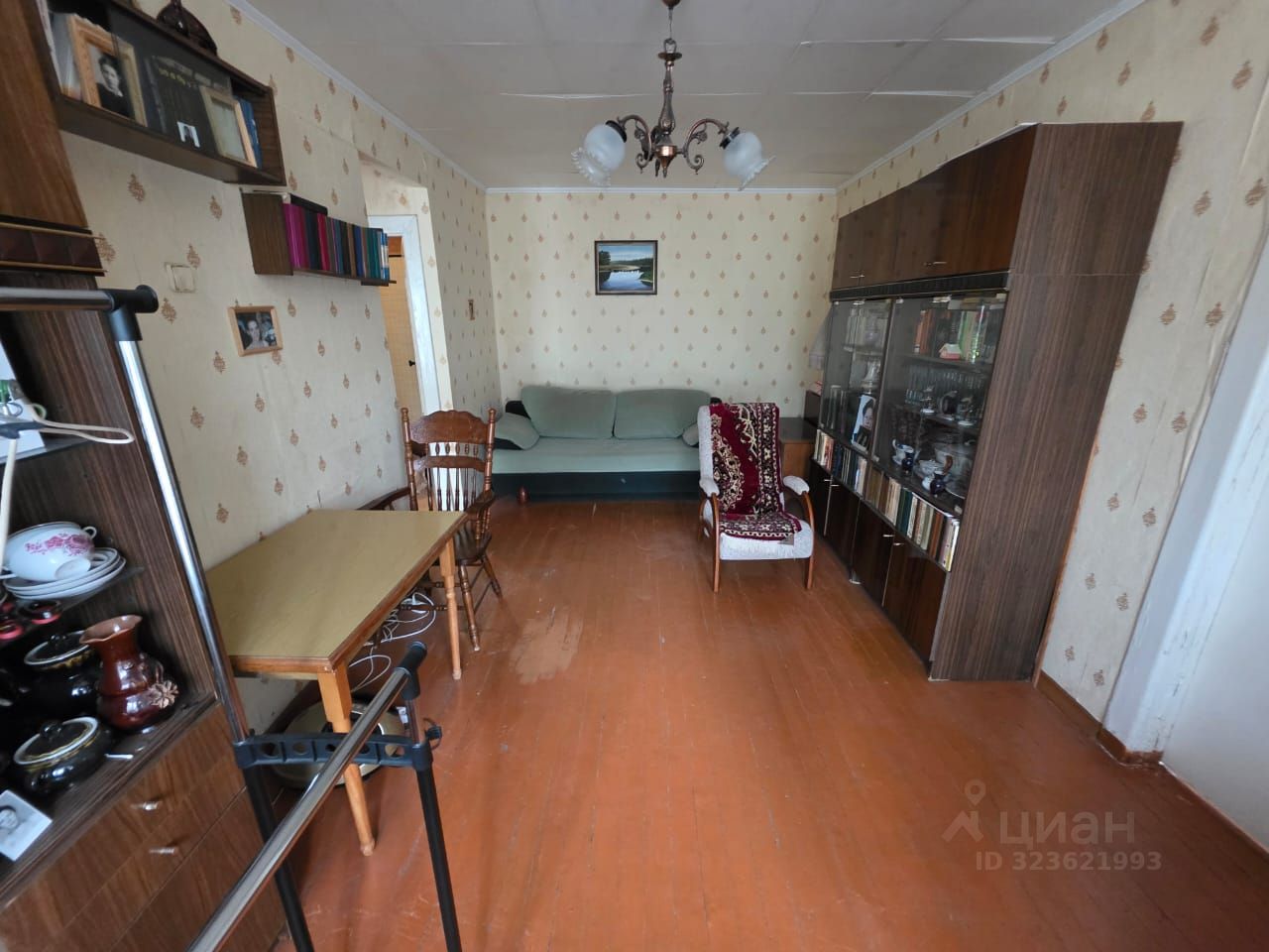 Продажа 2-комн квартиры на вторичном рынке Чехов, улица Гагарина, 49