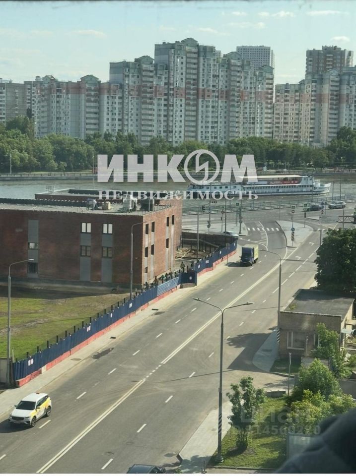 Продажа 3-комн квартиры на вторичном рынке проспект Лихачева, 18к2