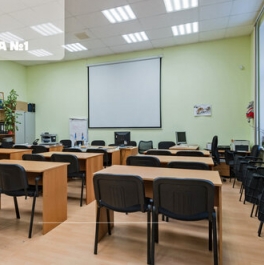 Продажа 4-комн квартиры на вторичном рынке ул Захарьевская,  д. 37