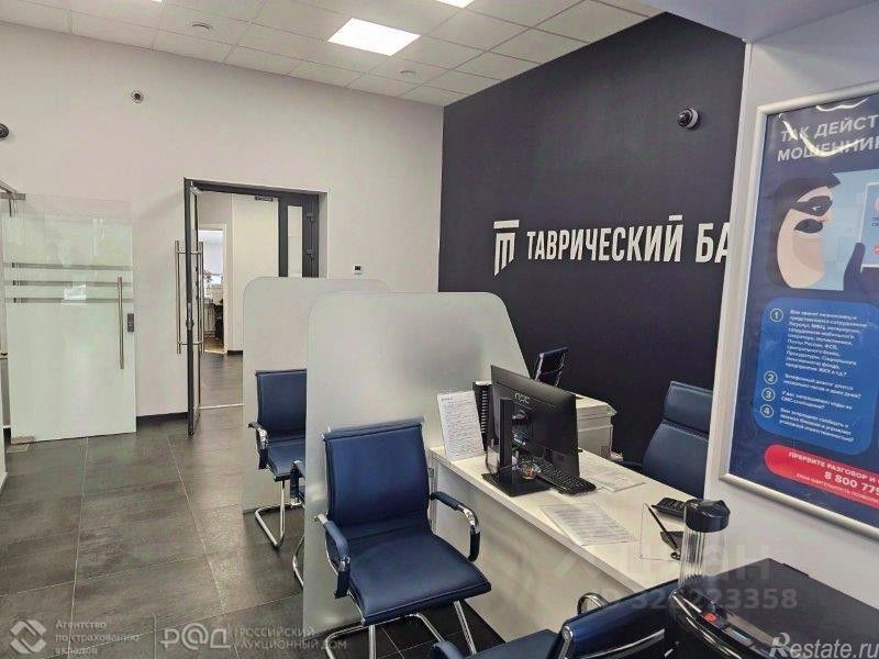 Продажа отдельного здания Сосновый Бор г, Ленинградская ул,  д. 42