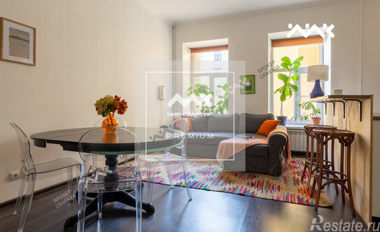 Продажа 3-комн квартиры на вторичном рынке ул Моховая,  д. 14