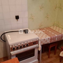 Продажа 3-комн квартиры на вторичном рынке проспект Наставников,  д. 28 к2