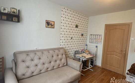 Продажа 2-комн квартиры на вторичном рынке Октябрьская улица,  д. 69