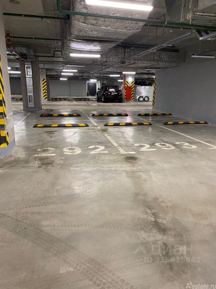 Продажа гаража бульвар Братьев Весниных,  д. 2