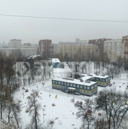 Продажа 3-комн квартиры на вторичном рынке улица Маршала Казакова