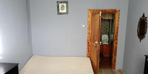 2-комн квартира пр-кт Елизарова,  д. 14