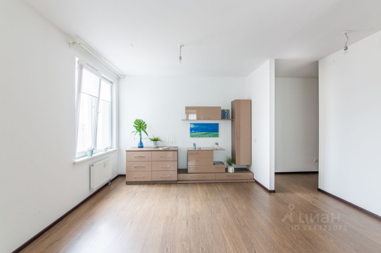 Продажа 2-комн квартиры на вторичном рынке Кудрово г., улица Английская