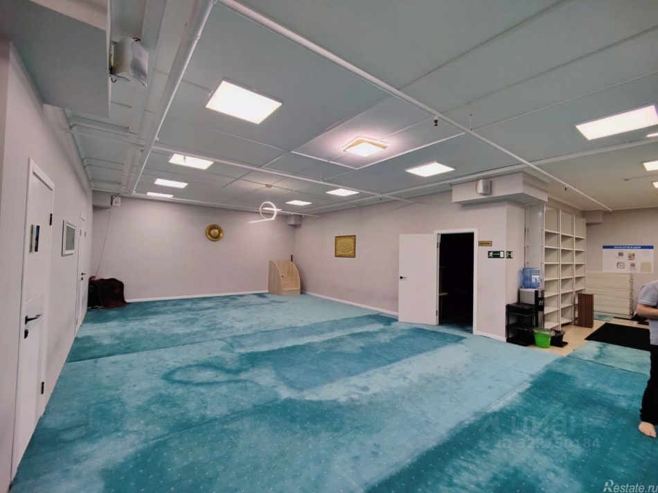 Продажа торгового помещения ул Адмирала Руднева,  д. 2