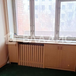 Продажа 1-комн квартиры на вторичном рынке Учебный пер,  д. 3