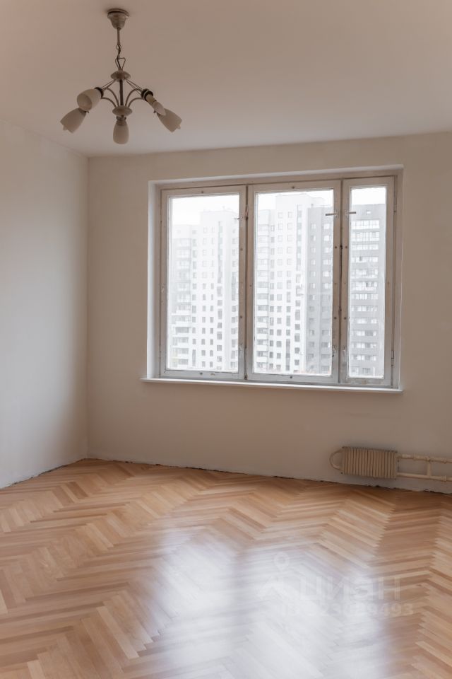 Продажа 1-комн квартиры на вторичном рынке улица Цюрупы, 11К3