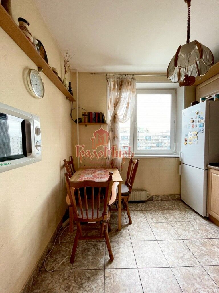 Продажа 2-комн квартиры на вторичном рынке Проходчиков ул,  к. 2