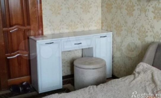 Продажа 3-комн квартиры на вторичном рынке Клин, улица Крюкова,  д. 3
