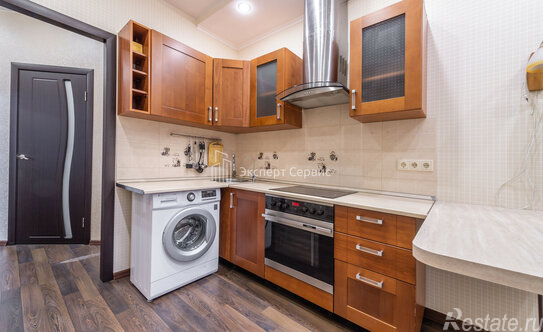 Продажа 1-комн квартиры на вторичном рынке Парашютная улица