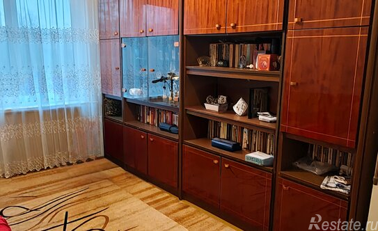 Продажа 3-комн квартиры на вторичном рынке ул Рогова,  д. 2