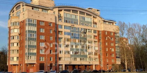 4-комн квартира улица Танкиста Хрустицкого,  д. 9