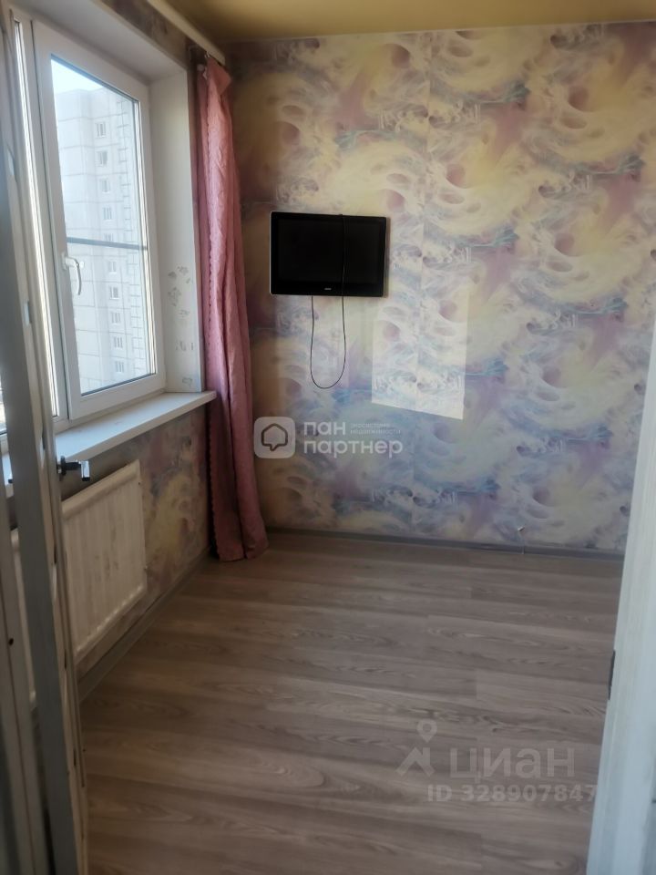 Продажа комнаты проспект Наставников, 24К2