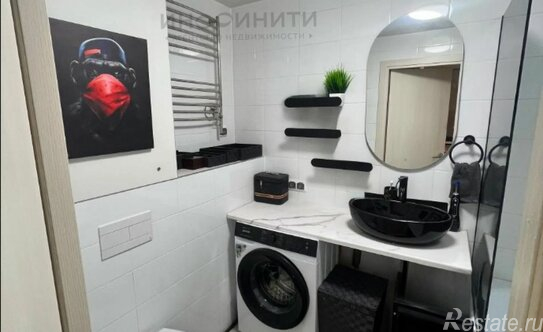 Продажа 1-комн квартиры на вторичном рынке Магеллана пр-т,  д. 33