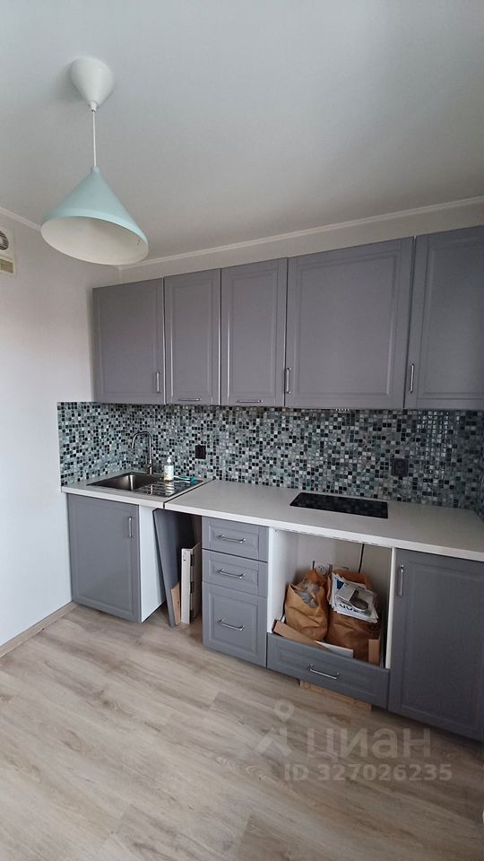 Продажа 1-комн квартиры на вторичном рынке улица Русановская, 18к3
