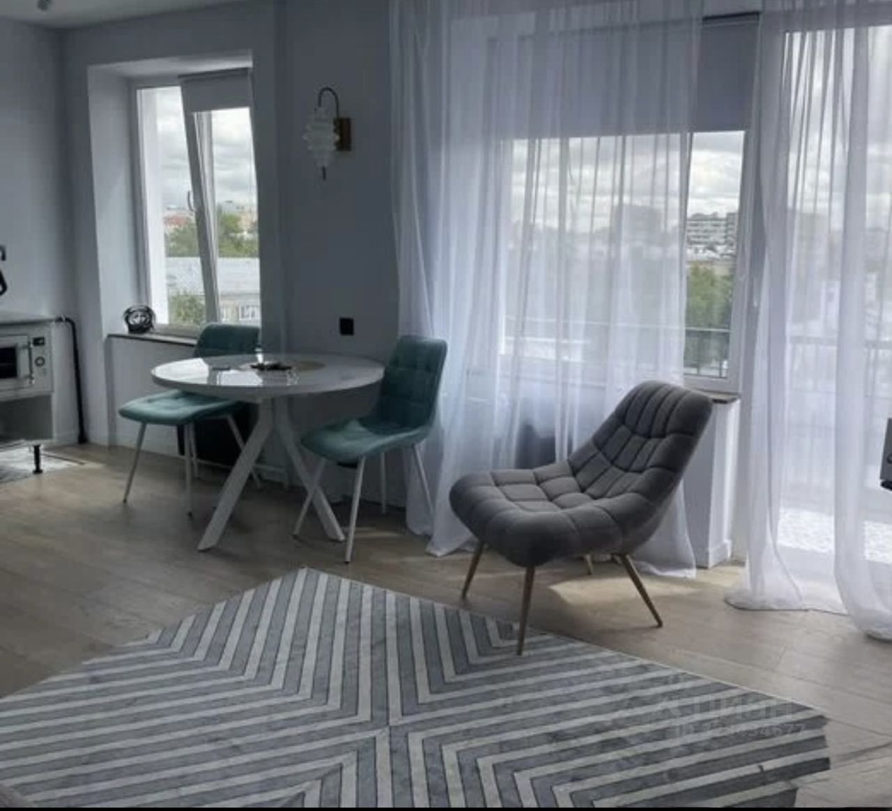 Продажа 1-комн квартиры на вторичном рынке улица Константина Симонова, 7