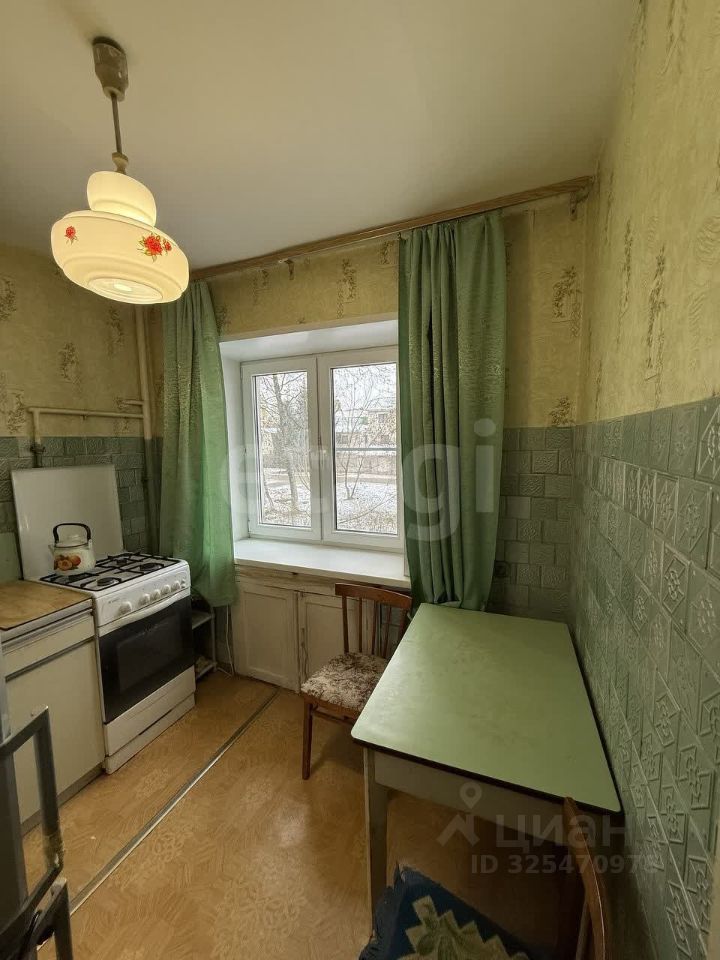 Продажа 2-комн квартиры на вторичном рынке Центральный мкр, улица Рабочая, 1/21