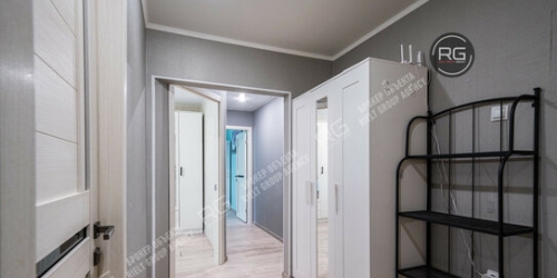 3-комн квартира улица Нахимова,  д. 4