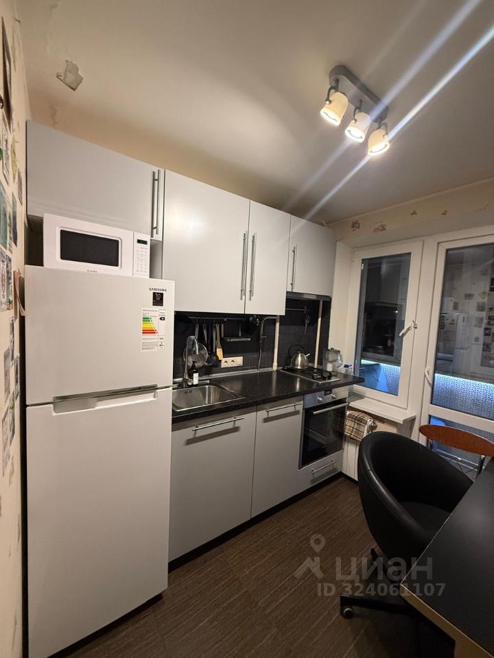 Аренда 1-комн квартиры на вторичном рынке улица Космонавтов, 10К2