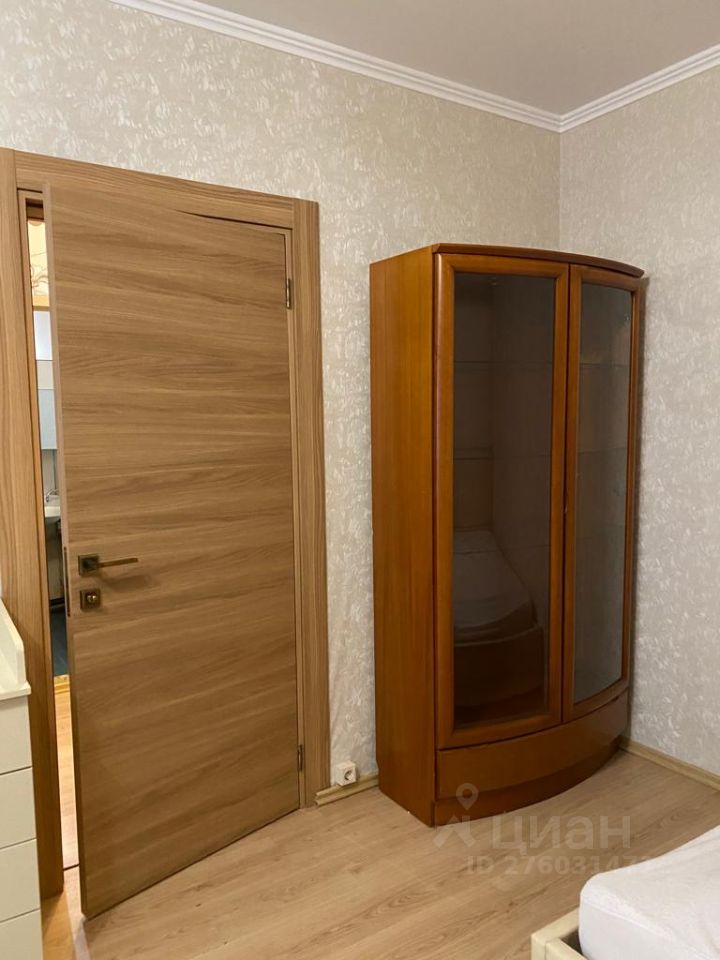 Продажа 1-комн квартиры на вторичном рынке Новгородская улица, 14К2