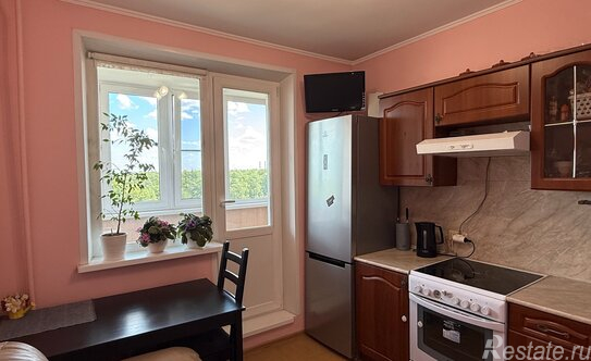 Продажа 2-комн квартиры на вторичном рынке улица Ротерта,  д. 3