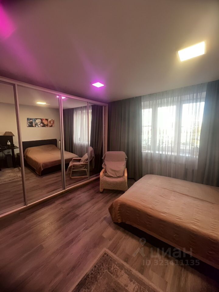 Продажа 4-комн квартиры на вторичном рынке улица Гризодубовой, 1К1