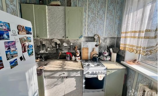 Продажа 2-комн квартиры на вторичном рынке Кириши, ул Энергетиков,  д. 9а