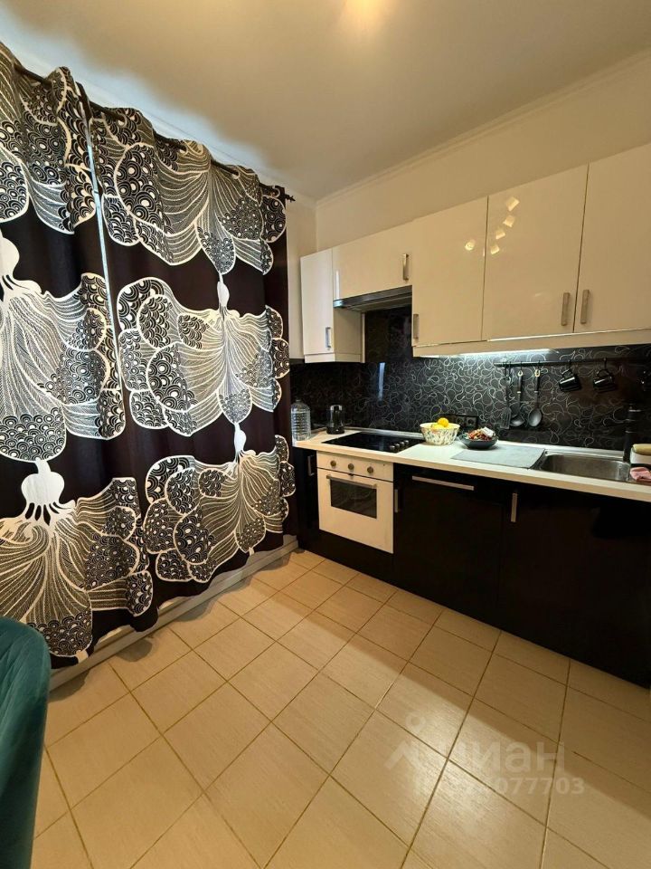 Продажа 1-комн квартиры на вторичном рынке улица Богданова, 2к1