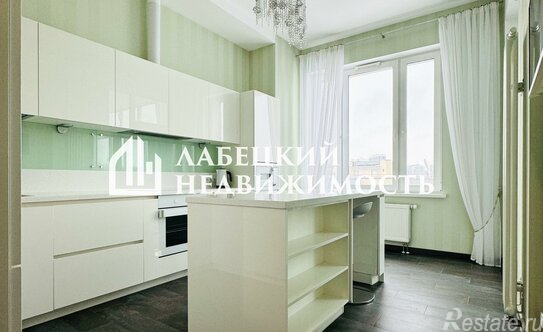 Продажа 3-комн квартиры на вторичном рынке улица Катерников