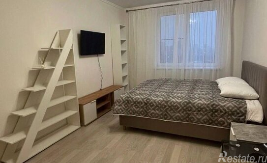 Аренда 1-комн квартиры на вторичном рынке ул Онежская,  д. 33