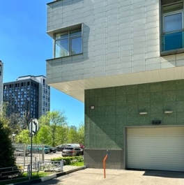 Продажа 5-комн квартиры на вторичном рынке ул Дмитрия Ульянова,  д. 31