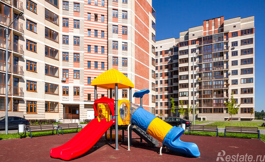 Продажа 3-комн квартиры на вторичном рынке улица Семёна Гордого,  д. 1