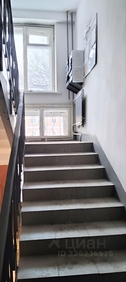 Продажа 2-комн квартиры на вторичном рынке Курская улица, 24