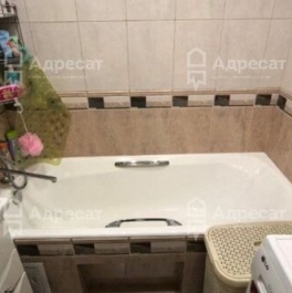 Продажа 2-комн квартиры на вторичном рынке Болшево, проспект Космонавтов,  д. 16