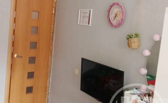 Продажа 2-комн квартиры на вторичном рынке Луга, ул Красной Артиллерии,  д. 32