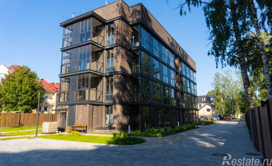 Продажа 1-комн квартиры на вторичном рынке Береговая улица,  д. 18 к2