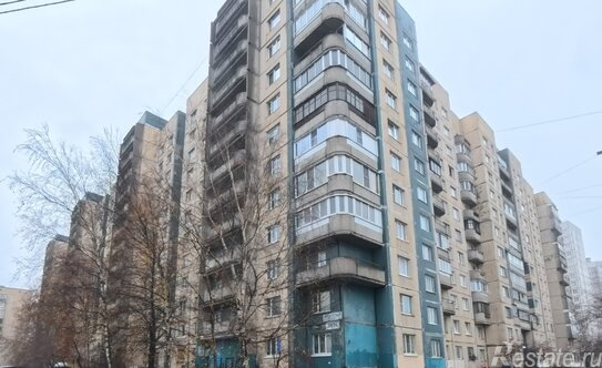 Продажа 3-комн квартиры на вторичном рынке Ириновский пр-кт,  д. 33/49