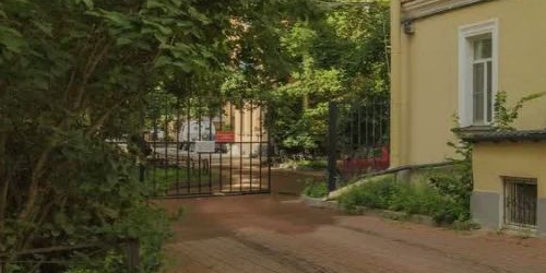 4-комн квартира улица Рентгена, 13