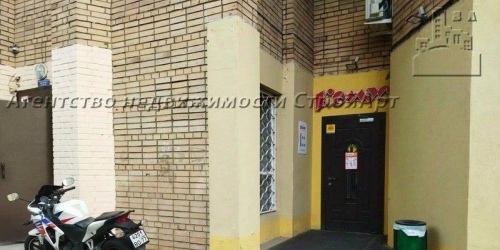 Торговое помещение Каменщики Б. ул,  д. 21/8