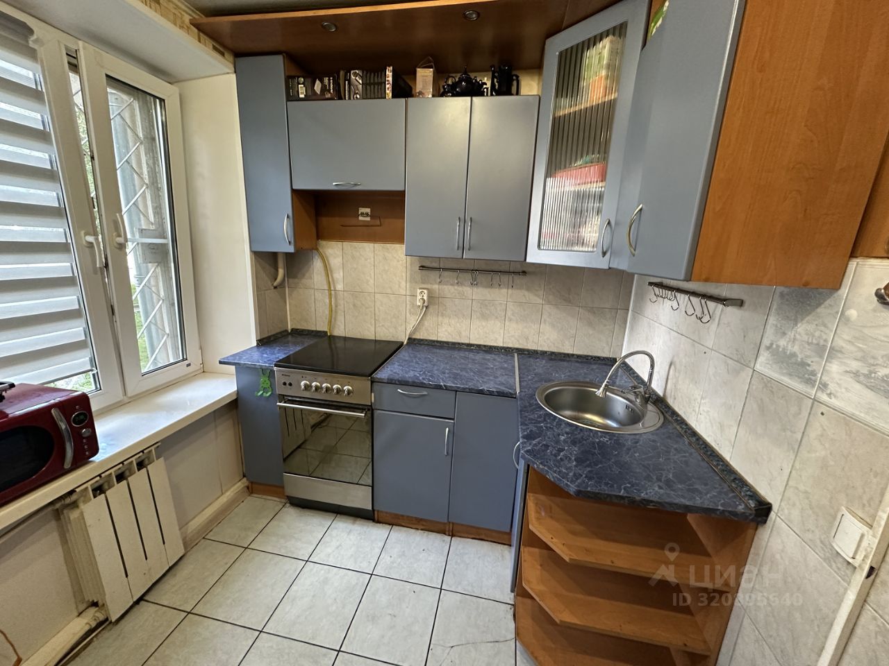 Продажа 3-комн квартиры на вторичном рынке Просторная улица, 10К1