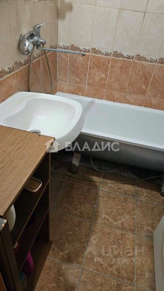 Продажа 1-комн квартиры на вторичном рынке улица Маршала Кожедуба, 14