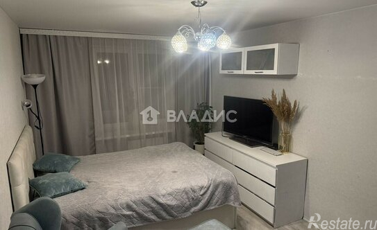 Продажа 2-комн квартиры на вторичном рынке Славы пр-кт,  д. 2,  к. 3