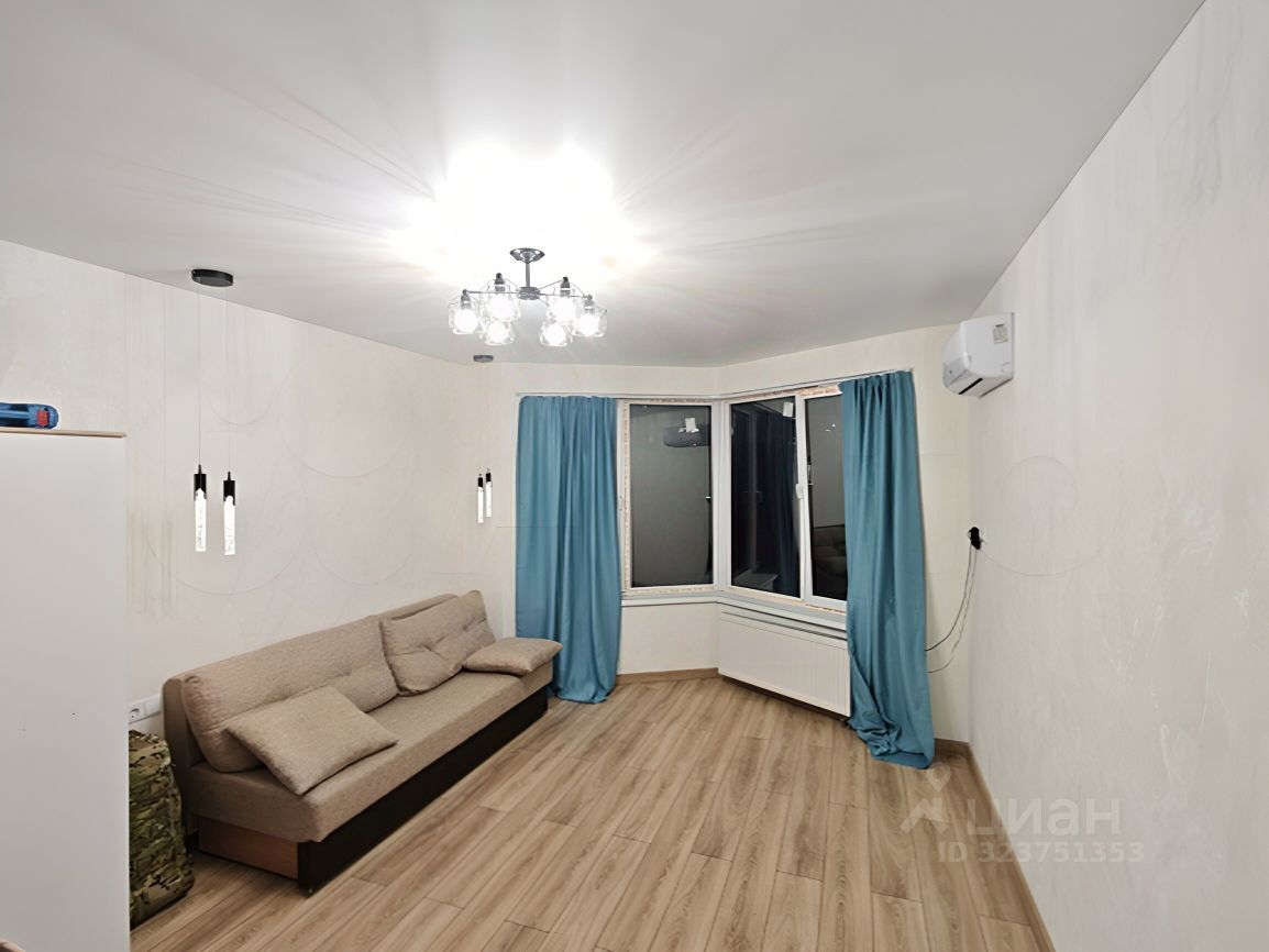 Продажа 1-комн квартиры на вторичном рынке аллея Буковая,  д. 14